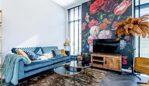 Two-Bedroom Holiday Home