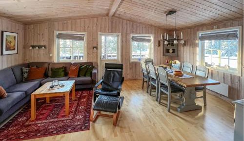 Four-Bedroom Holiday Home