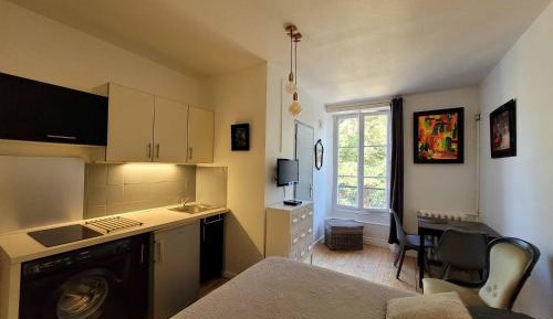 Studio Apartment