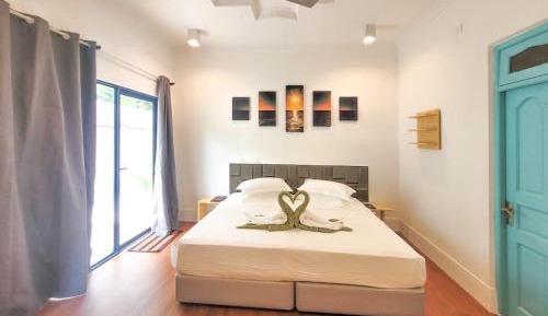 Deluxe Family Room