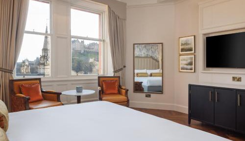 Premier King Room with Castle View