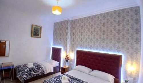 Quadruple Room with Bathroom
