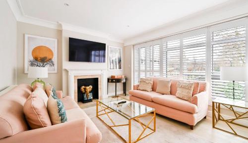 Three-Bedroom Townhouse