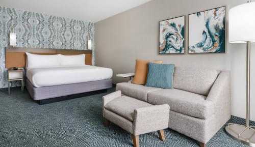 King Room with Sofa Bed
