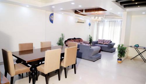 Three-Bedroom Standard Apartment