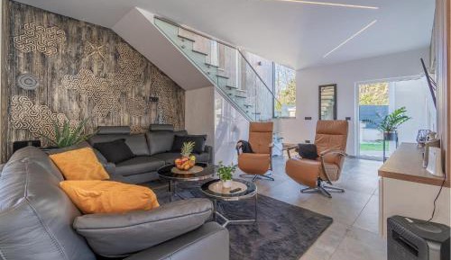 Four-Bedroom Holiday Home