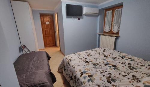 Large Double Room