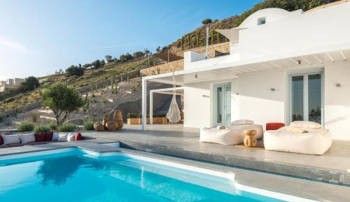 Cactus Superior Suite with Private Pool