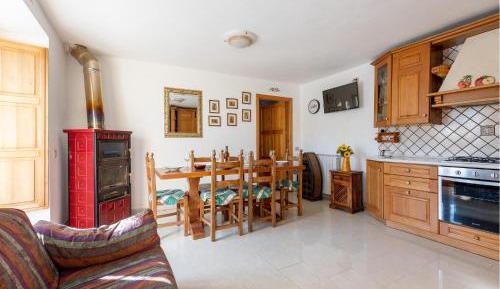 Five-Bedroom Holiday Home