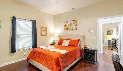 Queen Room