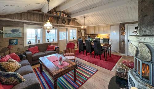 Four-Bedroom Holiday Home