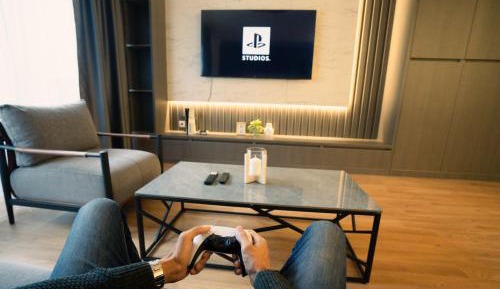 One-Bedroom Deluxe Apartment