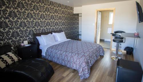 Queen Room