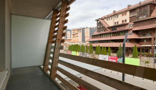 Deluxe Double or Twin Room with Balcony