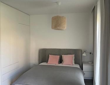 Studio with Garden View