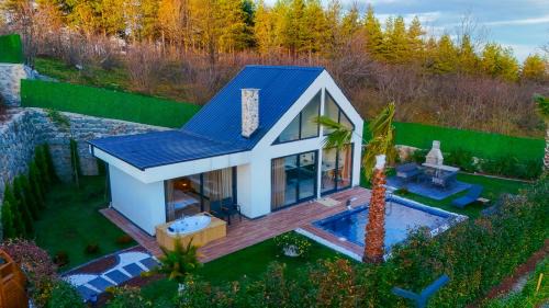 One-Bedroom Villa