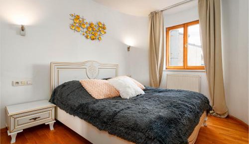 Three-Bedroom Premium Apartment