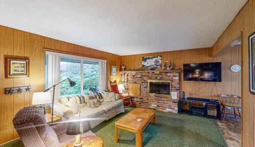 Four bedroom holiday home 