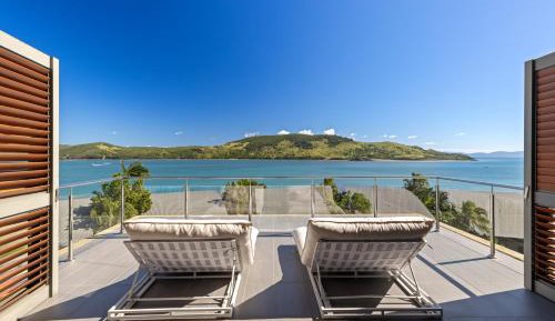 4 bedroom sea view back row villa – Villa 31