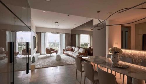 Three-Bedroom Deluxe Apartment
