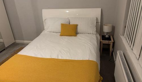 Double Room with Shared Toilet