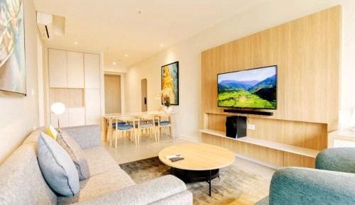 Three-Bedroom Deluxe Apartment