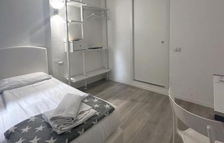 Single Room with Private Bathroom