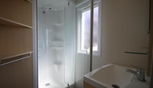 Two-Bedroom Mobile Home (4-6 Adults)