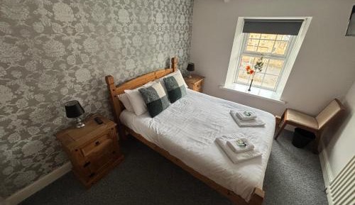 Double Room with Shared Bathroom