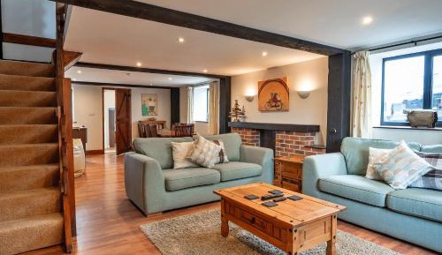 Four-Bedroom Holiday Home