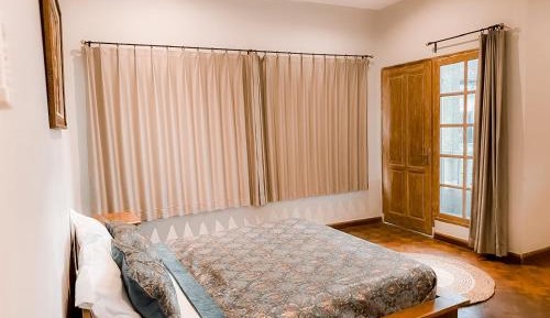 Large Double Room