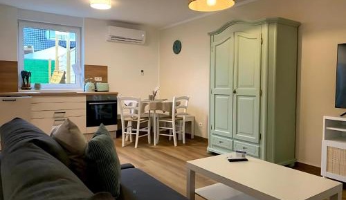 Deluxe One-Bedroom Apartment with Garden View