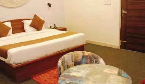 Double or Twin Room with City View