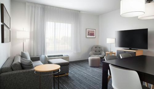 Two-Bedroom Suite with City View