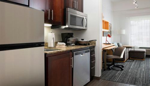 One-Bedroom Suite with City View
