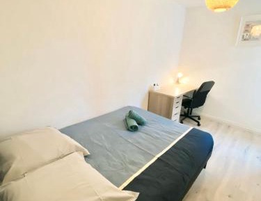 Standard Double Room with Shared Bathroom