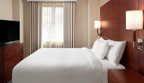 One Bedroom Suite 