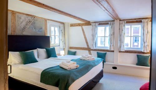 Superior King Room