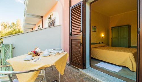 Triple Room with Private Bathroom