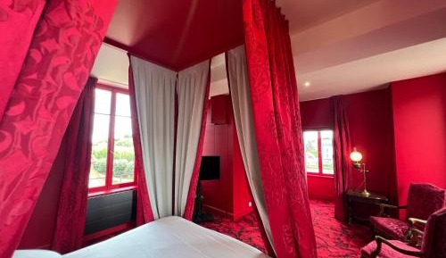 Room #1032058302