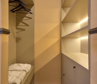 Superior King Suite