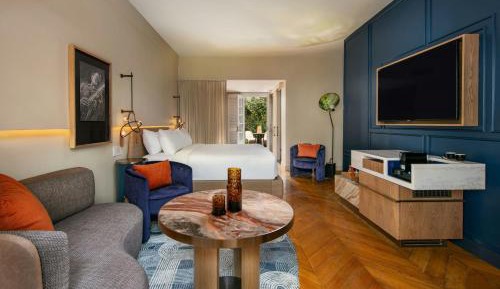 One-Bedroom Studio King Suite