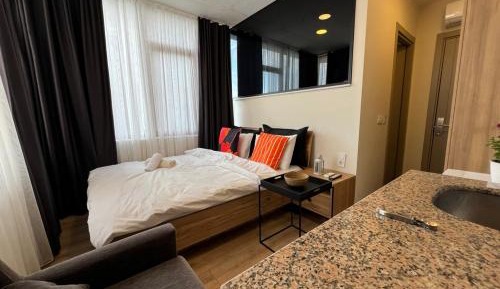 Deluxe Suite with Sea View