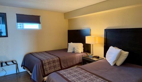 2 Double Beds, One-Bedroom, Efficiency Room, Oceanfront, Non-Smoking