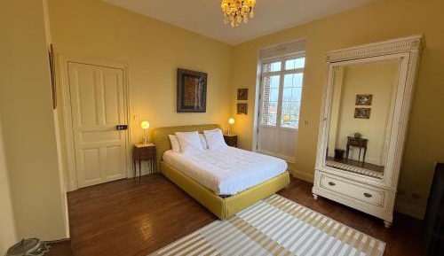 Deluxe Double Room with Bath