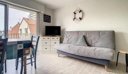 Apartment (4 Adults)
