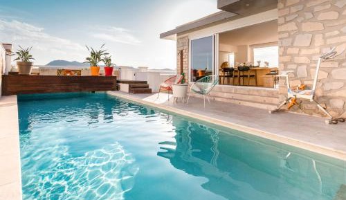 Villa with Sea View