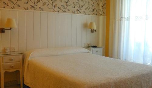 Double Room with Balcony and Sea View