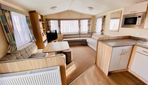 Three-Bedroom Holiday Home 