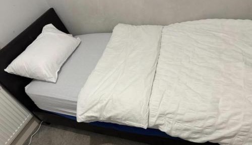 Single Room with Shared Bathroom